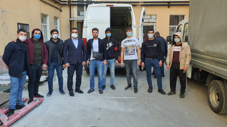 Положение азербайджанцев в Украине в период пандемии - ФОТО
