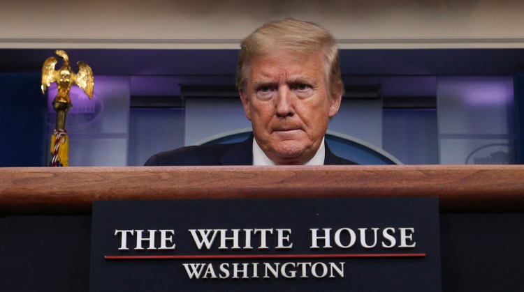 Трамп назвал брифинги по коронавирусу пустой тратой времени
