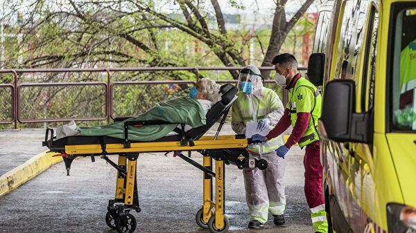 В Испании за сутки умерли 288 человек с COVID-19
