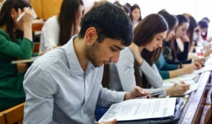 "В Азербайджане готовятся планы по проведению экзаменов в соответствии с существующей ситуацией" - минобразования