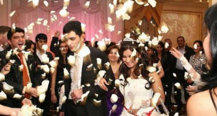 Когда в Азербайджане дадут разрешение на проведение свадеб? – ОТВЕЧАЕТ ГЛАВНЫЙ ИНФЕКЦИОНИСТ