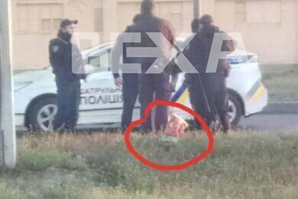 На Украине задержали голую женщину с отрезанной головой дочери
