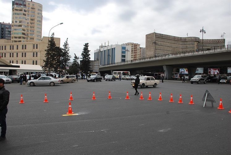 В Баку ограничивается въезд на круг "20 Января"
