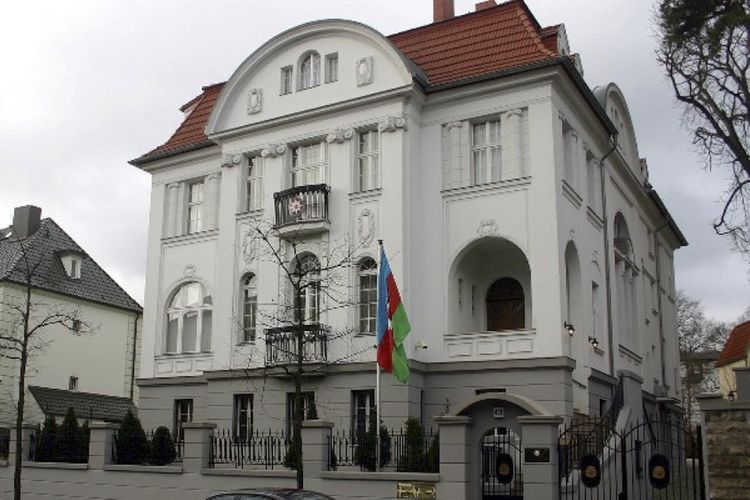 Посольство Азербайджана в Германии обратилось к проживающим там соотечественникам
