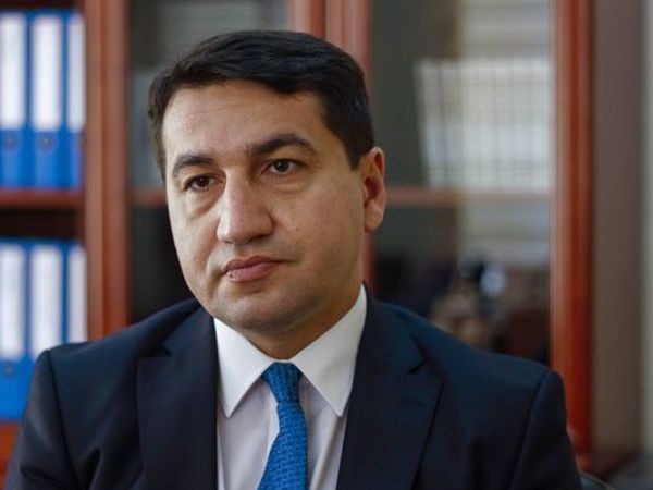Хикмет Гаджиев: "Армения должна ответить за целенаправленный обстрел мирного населения"
