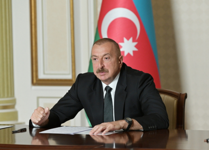 Ильхам Алиев раскритиковал деятельность  Каспийского пароходства, AZAL, «Азерэнержи» и ЗАО «Азербайджанские железные дороги»