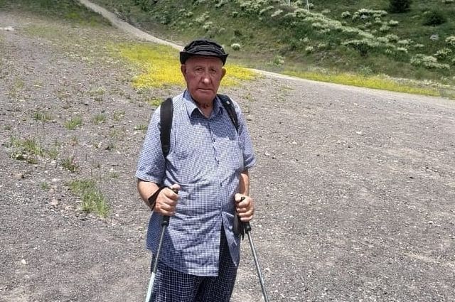83-летний житель Кабардино-Балкарии покорил Эверест
