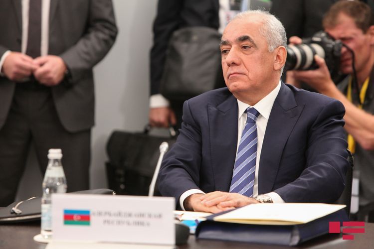 Премьер-министр Азербайджана провел телефонный разговор с гендиректором BP