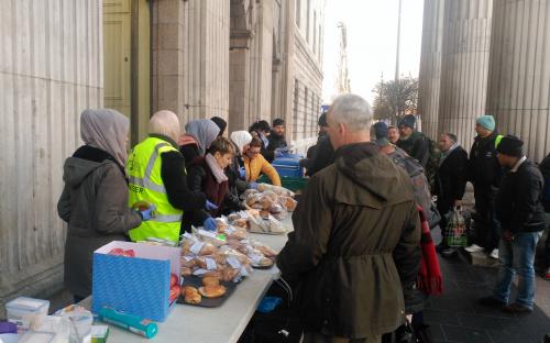 Мусульмане накормили бездомных в Дублине

