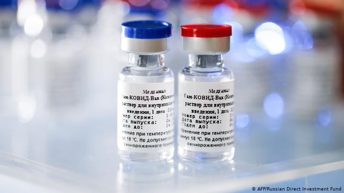 В России произвели первую партию вакцины от коронавируса

