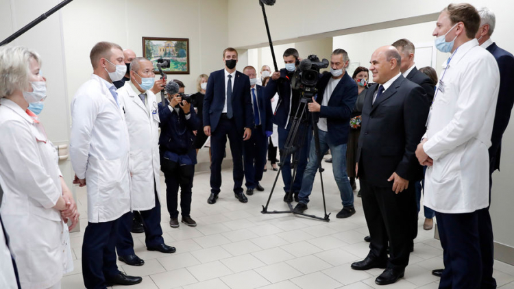 В пуле журналистов российского премьера выявлены новые случаи коронавируса
