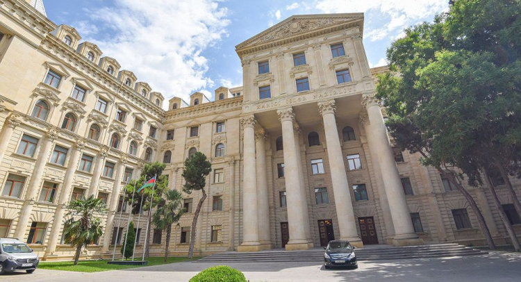 МИД Азербайджана: "Cопредседатели проинформированы о попытках провокации Армении"
