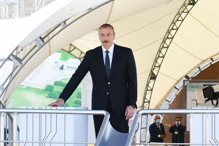 Ильхам Алиев ознакомился со строительством электрической подстанции «Гобу»