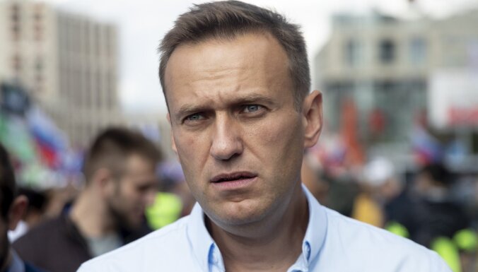 Врачи расценили состояние Навального как стабильно тяжелое