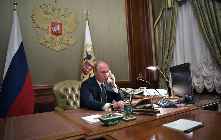 Лукашенко и Путин обсудили ситуацию в Белоруссии
