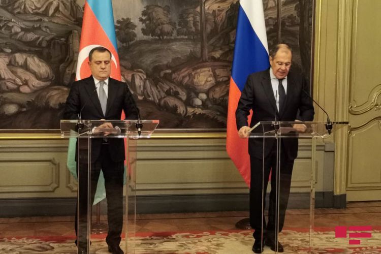 Лавров: "Россия и впредь продолжит усилия по урегулированию нагорно-карабахского конфликта"
