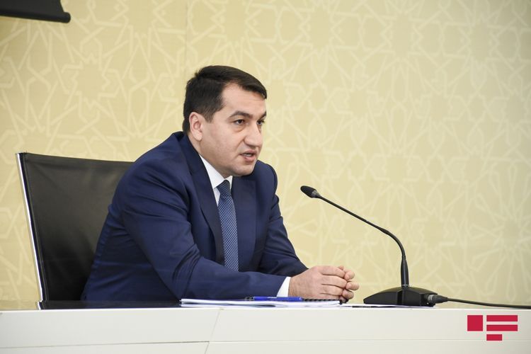 Хикмет Гаджиев назвал основные цели своих встреч с представителями СМИ и НПО