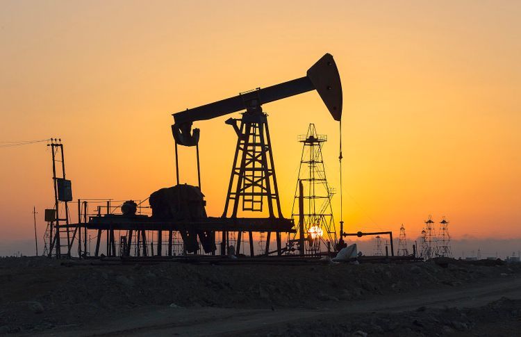 Цена азербайджанской нефти приблизилась к $49