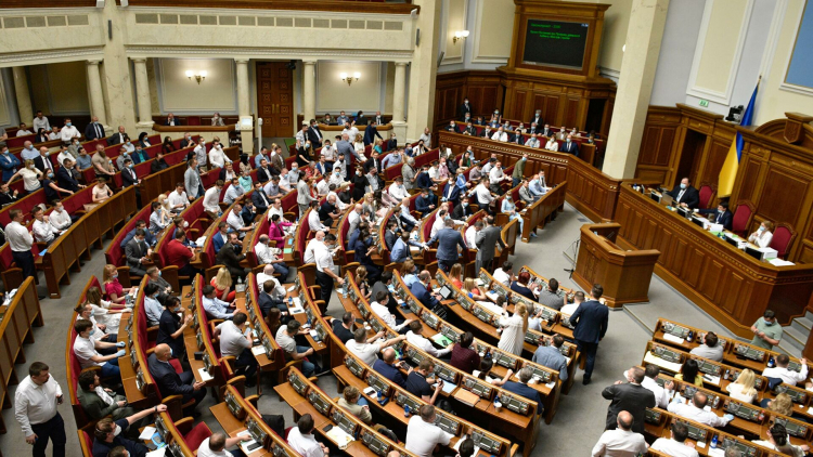 Рада запретила судам под флагом России ходить по украинским рекам