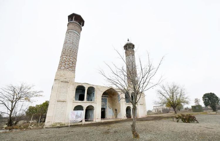 Начаты работы по реставрации религиозных памятников на освобожденных от оккупации территориях Азербайджана - ФОТО