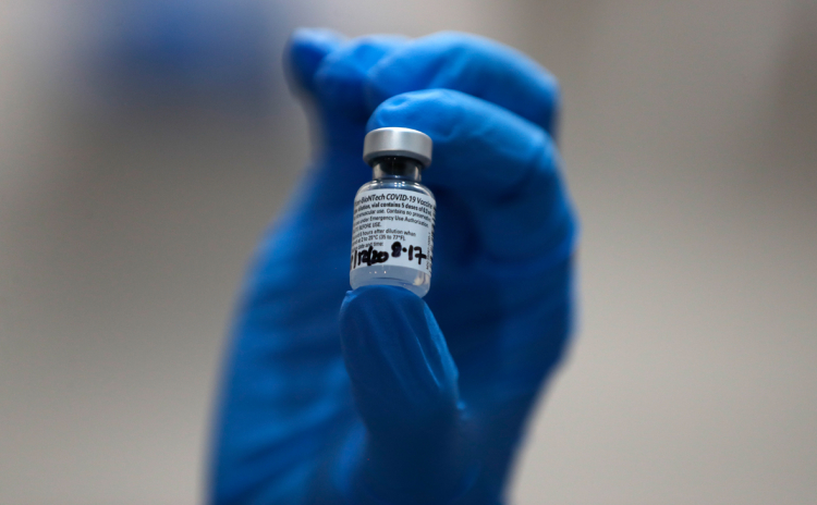 Бахрейн одобрил регистрацию китайской вакцины против коронавируса
