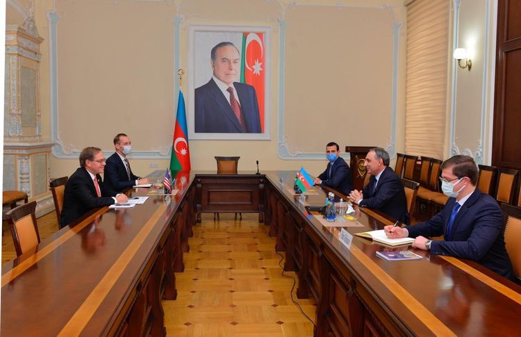 Генпрокурор Азербайджана встретился с послом США 