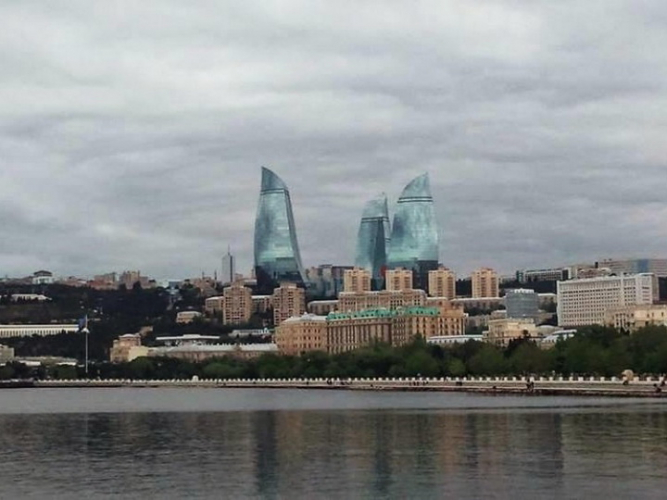 Завтра в Баку облачно и дожди 