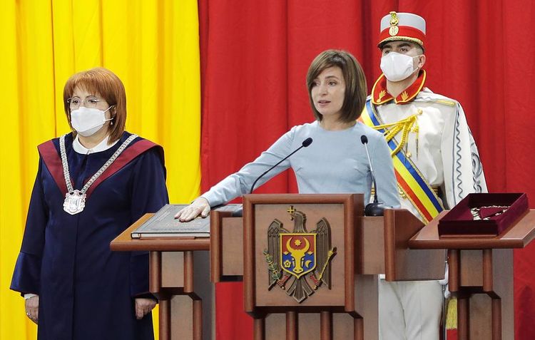 Майя Санду вступила в должность президента Молдовы
