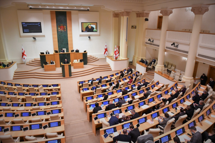 Парламент Грузии принял резолюцию об интеграции республики в ЕС и НАТО