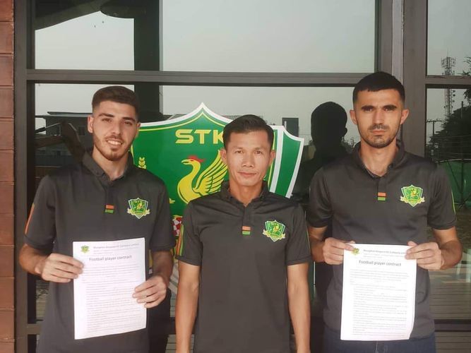 Азербайджанские футболисты перешли в таиландский клуб
