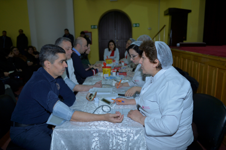 Акция по сдаче крови была проведена в «Azersun Holding» - ФОТО