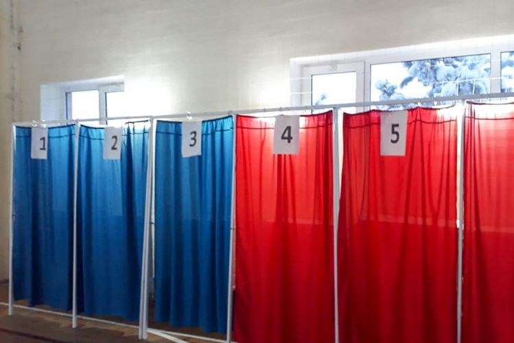 ЦИК Азербайджана назвал округа с самой высокой и самой низкой активностью избирателей
