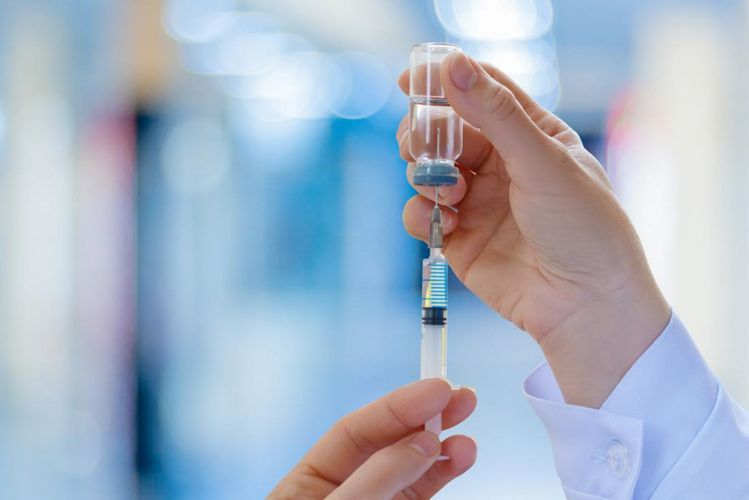 В Иране от коронавируса скончалась женщина
