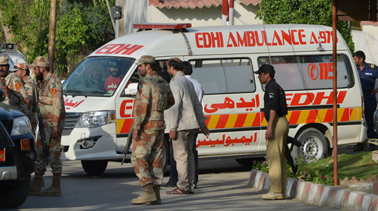 В Пакистане пять человек пострадали в результате взрыва
