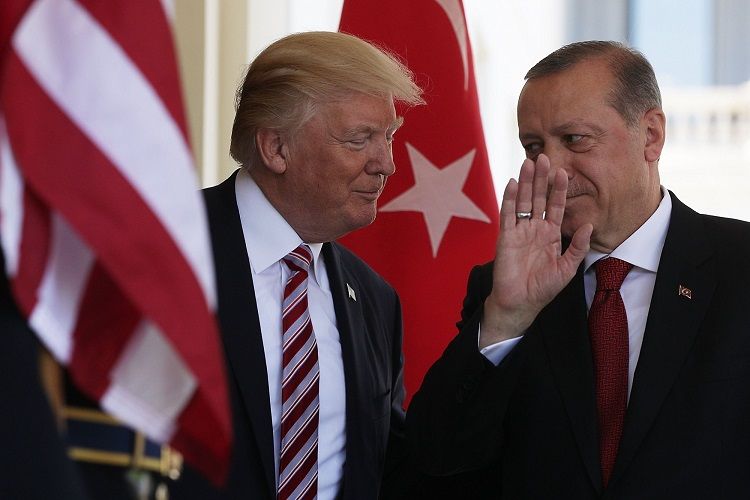 Трамп заявил, что работает с Эрдоганом по ситуации в Идлибе