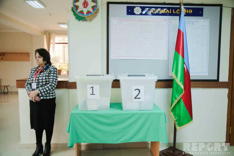 ЦИК Азербайджана аннулировал результаты по 11 избирательным округам
