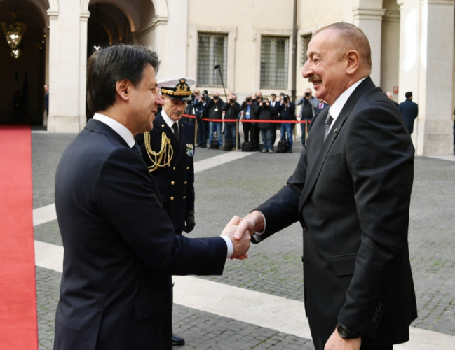 Ильхам Алиев встретился с председателем Совета министров Италии