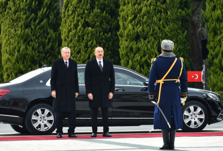 Состоялась церемония официальной встречи президента Турции
