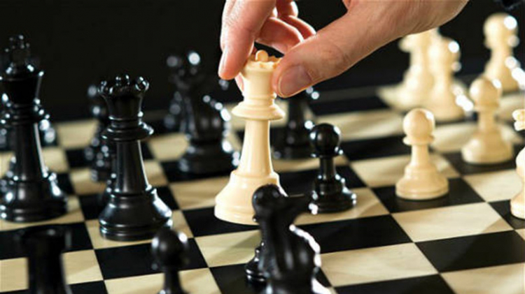 Азербайджанские гроссмейстеры успешно выступают во Франции  