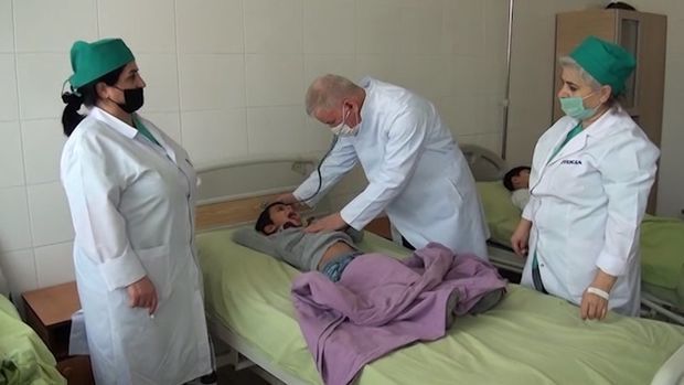 Вернувшиеся из Ирана 29 граждан Азербайджана госпитализированы