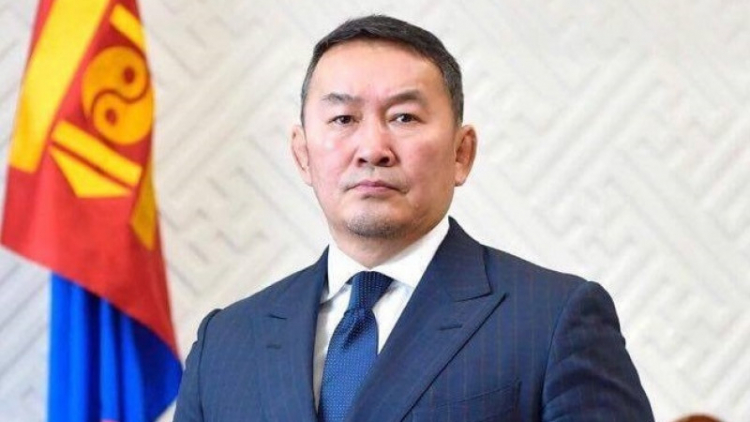 Президент Монголии помещен на карантин после поездки в Китай
