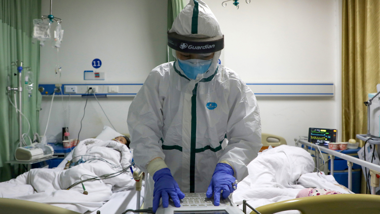 В Китае обнародовали результаты вскрытия первого умершего от коронавируса