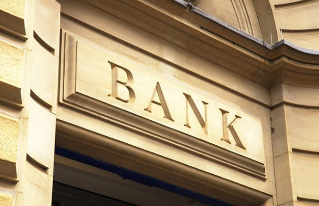 Внешние обязательства азербайджанских банков выросли почти на 4%
