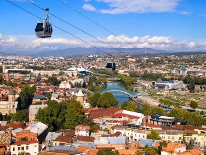 Число посетивших Грузию граждан Азербайджана увеличилось более чем на 7,1%