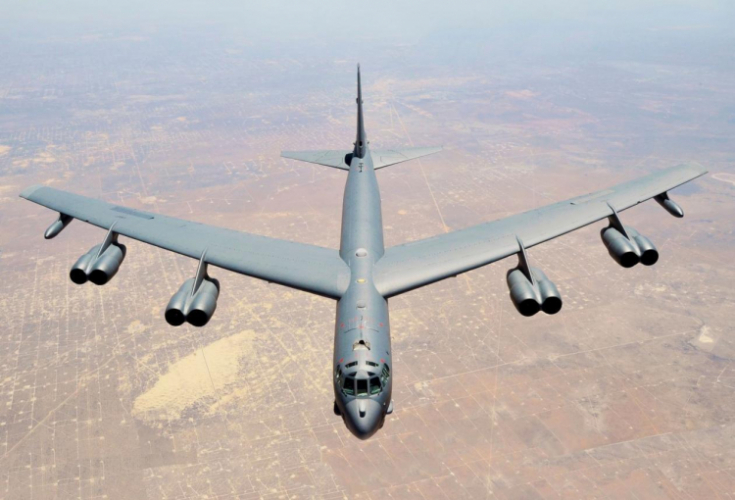 США намерены направить на Ближний Восток шесть B-52 и 200 военных