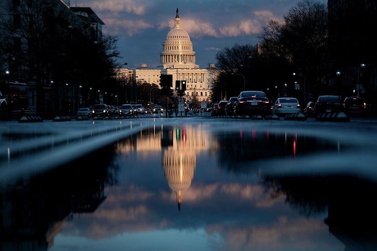 Конгресс одобрил ограничение полномочий Трампа по применению силы против Ирана