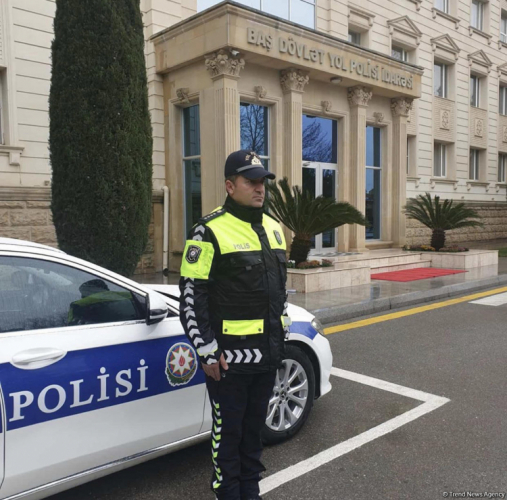 Дорожная полиция Азербайджана переходит на новую служебную форму - ФОТО