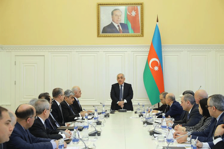 В Кабмине Азербайджана обсудили внедрение обязательного страхования
