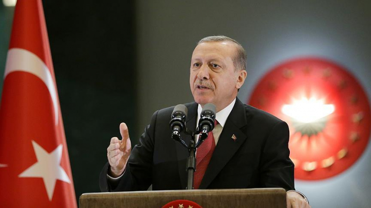 Эрдоган прибыл в зону землетрясения на востоке Турции