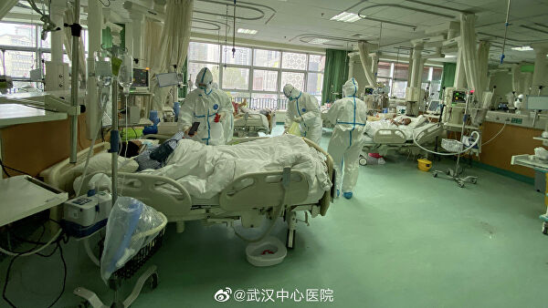 Число жертв нового коронавируса в Китае выросло за сутки в 1,5 раза